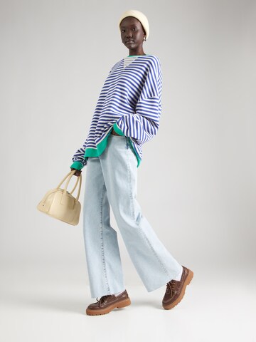 Sweat-shirt Free People en bleu