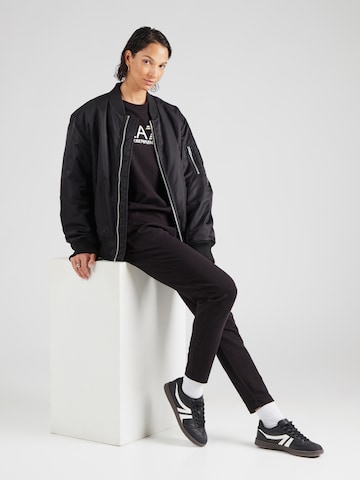 EA7 Emporio Armani Облекло за бягане в черно