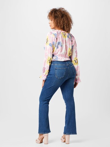 Vero Moda Curve Flared Jeans 'Paulina' in Blauw