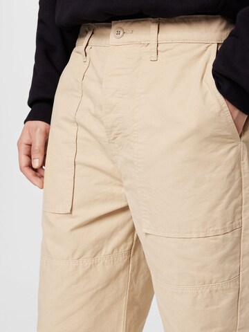 EDWIN Tapered Pants in Beige