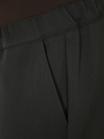 Attesa Regular Trousers with creases 'CAROLA' in Black