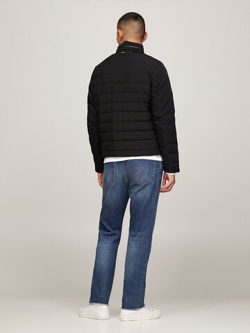 TOMMY HILFIGER - Chaqueta de entretiempo en negro