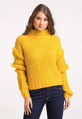 IZIA Sweater in Yellow: front