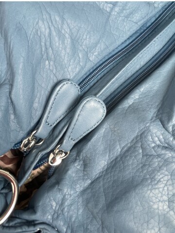 Kumixi Handtasche in Blau