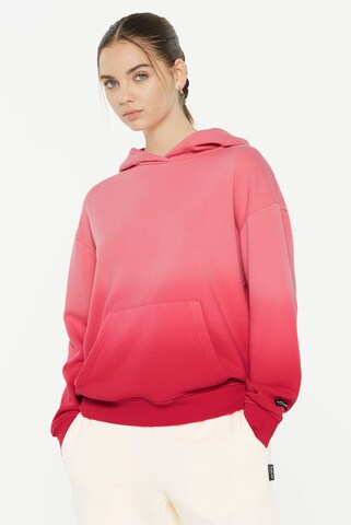 Harlem Soul CAN-NES Hoodie Dip Dyed in Rot: Vorderseite