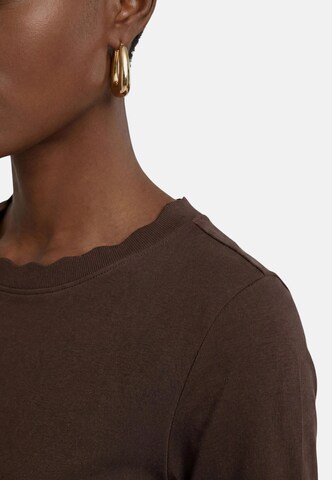zero Shirt in Braun