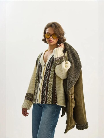 Bianco Lucci - Casaco de malha oversized em branco