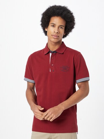 INDICODE JEANS T-shirt 'Chandler' i röd: framsida