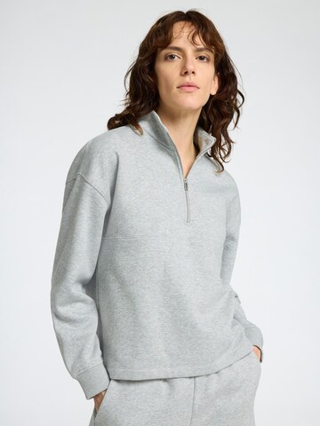 SELECTED FEMME Sweatshirt in Grey