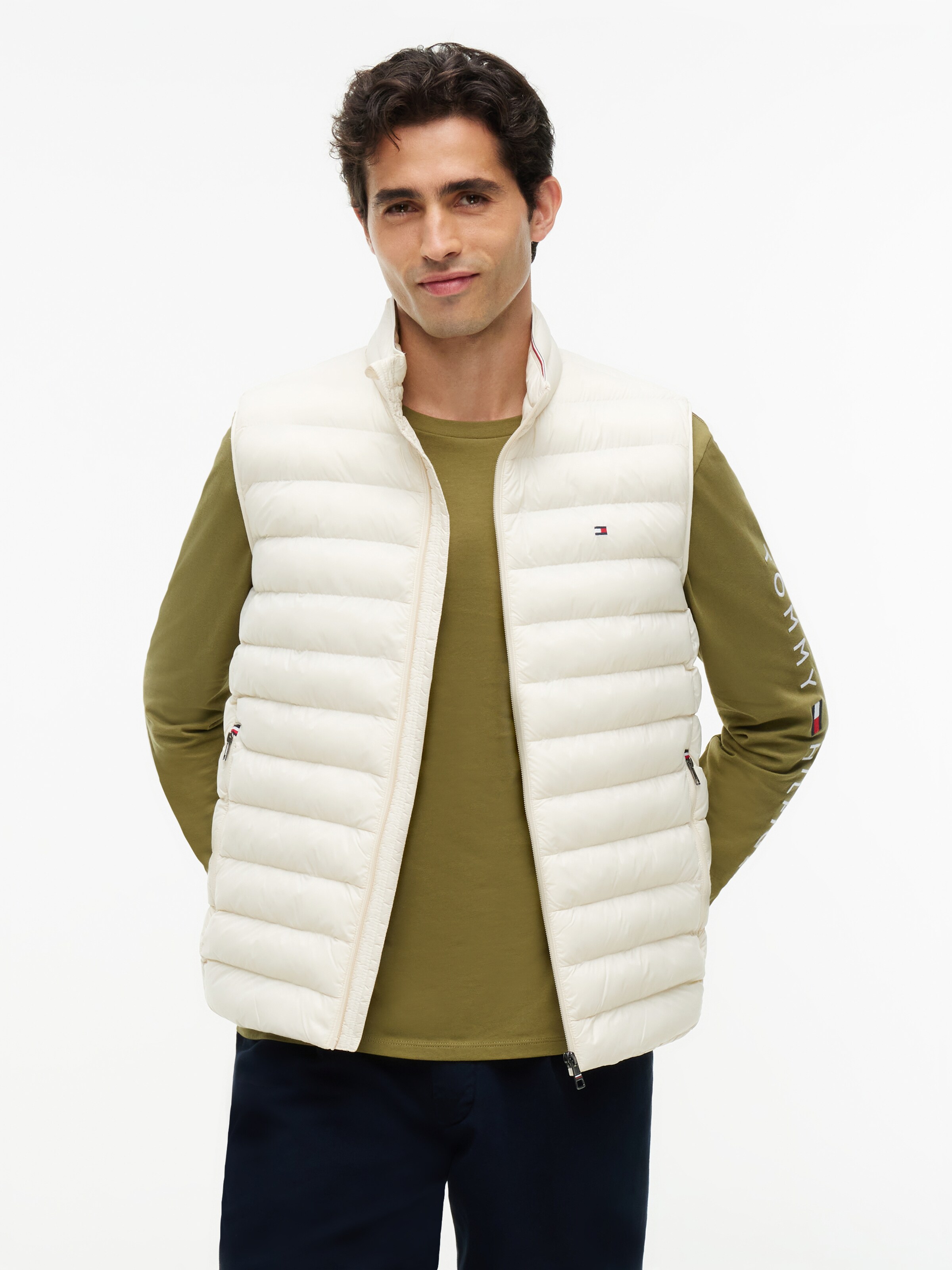 TOMMY HILFIGER Vest, värv beež: eest vaates