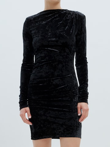 EDITED Kleid 'Isamara' (GRS) in Schwarz