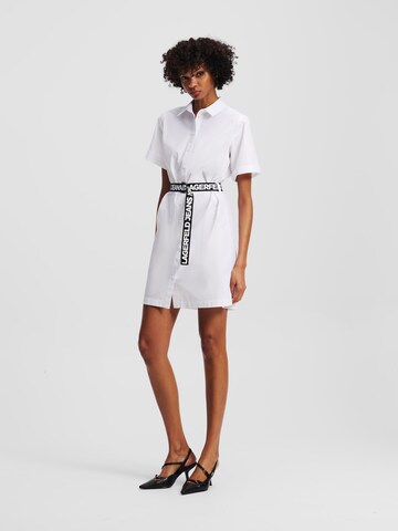 Robe KARL LAGERFELD JEANS en blanc : devant