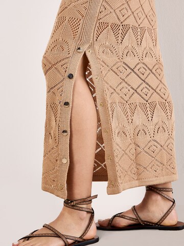 Apricot Skirt ' ' in Grey