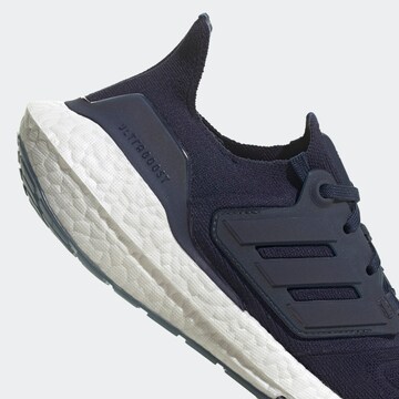 Chaussure de course 'Ultraboost 22' ADIDAS SPORTSWEAR en bleu