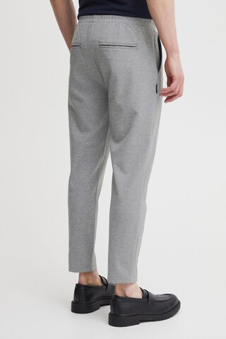 Slimfit Pantaloni 'Palmer' di 11 Project in grigio