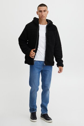 !Solid Fleece Jacket in Black