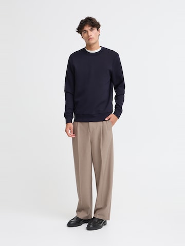 Sweat-shirt 'Sebastian' Casual Friday en bleu