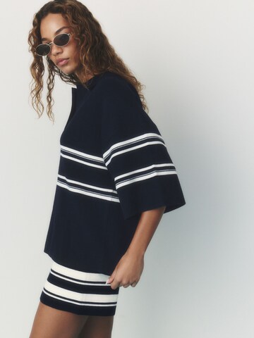 Pull-over self. en bleu