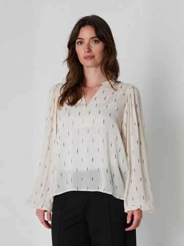 RUE de FEMME Shirt ' Armele ' in Weiß: Vorderseite