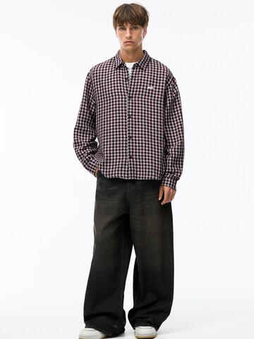 Comfort Fit Cămașă de la Pull&Bear pe roșu