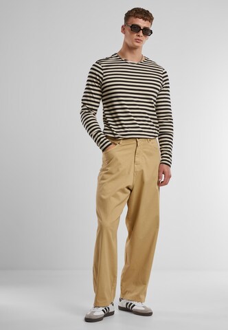 Baggy Pantalon Urban Classics en marron