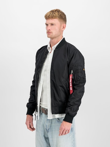 ALPHA INDUSTRIES Přechodná bunda 'MA-1 TT' – černá: přední strana