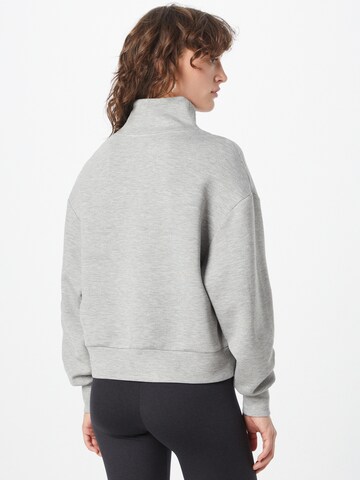 Varley Athletic Sweatshirt 'Davidson' in Grey