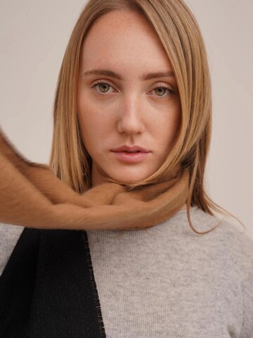 Sacred Valley Scarf 'Double Facet' in Black