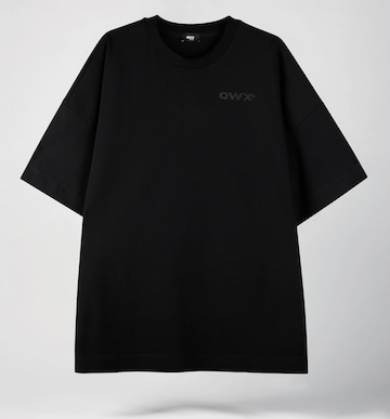 T-Shirt 'Watch Me' QWX2 en noir : devant