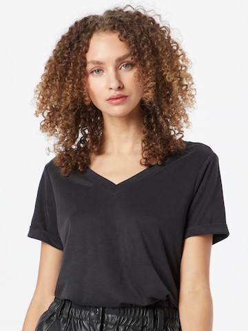 Mavi Shirt in Black: front