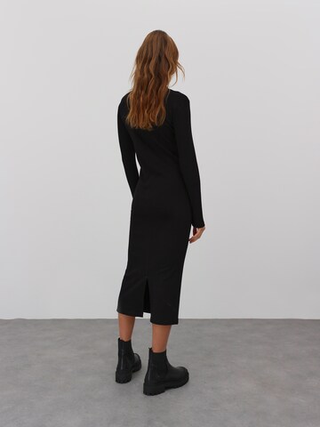 EDITED Knitted dress 'Alamea' in Black