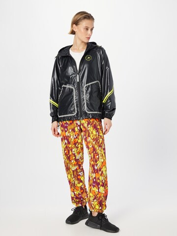 Giacca sportiva 'Truepace ' di ADIDAS BY STELLA MCCARTNEY in nero