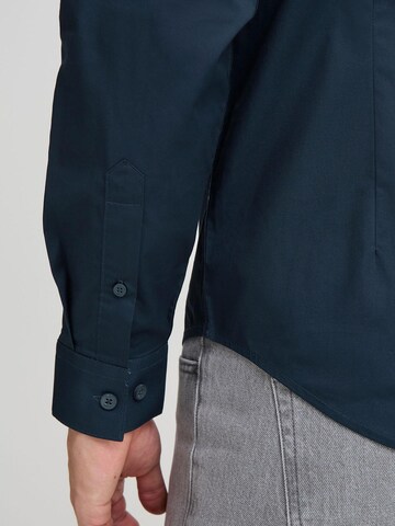 Coupe slim Chemise business Casual Friday en bleu