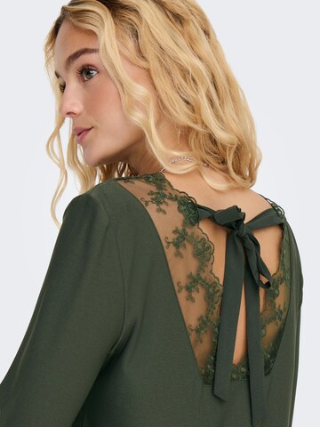ONLY - Camiseta 'ONLSILJA' en verde