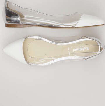Baldinini Flats & Loafers in 38 in White: front