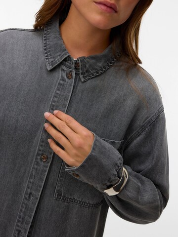VERO MODA Blouse 'VMLucea' in Grijs