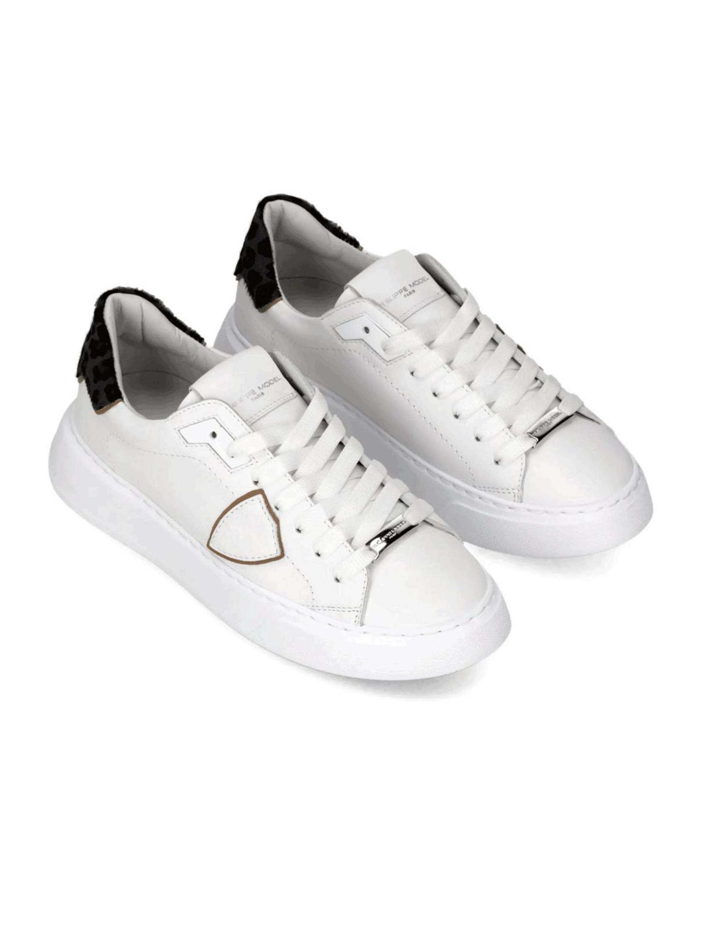 Sneaker bassa di Philippe Model in bianco