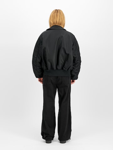 ALPHA INDUSTRIES Regular Fit Jacke 'CWU-45 Heritage' in Schwarz: Rückseite
