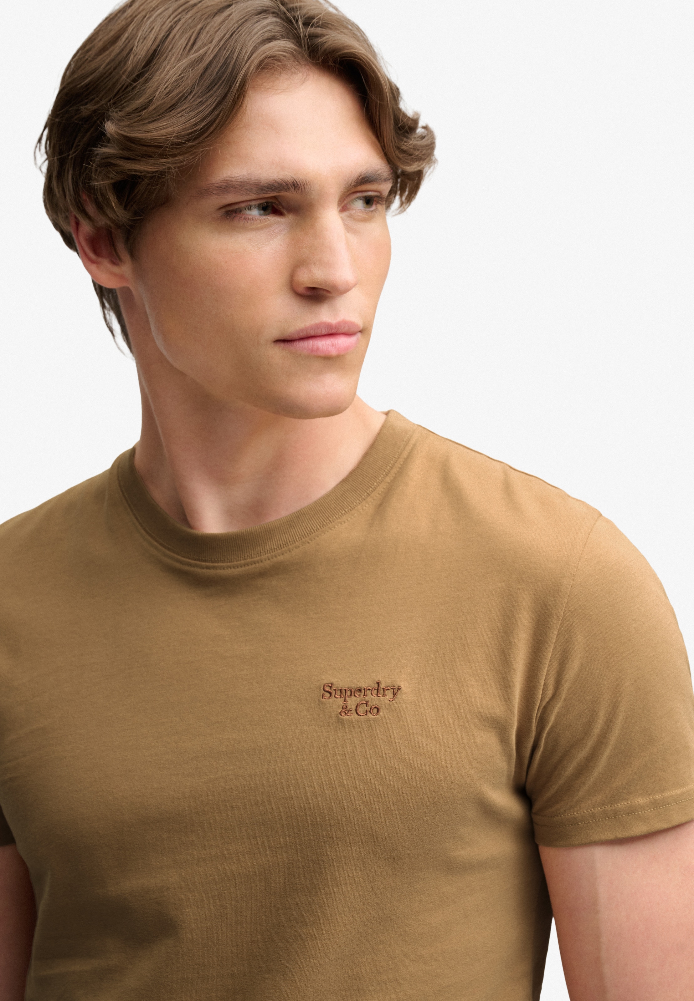 Superdry & Co Shirt 'Essential Serif' in Bruin