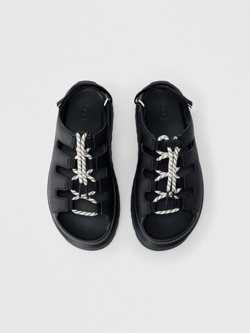 UGG Сандали 'GoldenGlow Toggle' в черно