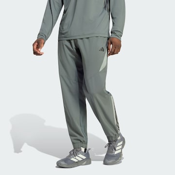 ADIDAS PERFORMANCE Regular Sportbroek 'Essentials' in Groen: voorkant