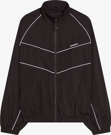 Veste mi-saison Bershka en noir : devant