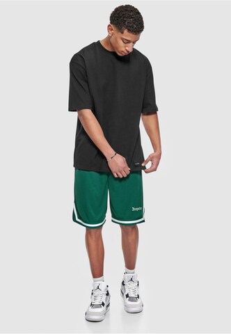 Dropsize Loose fit Pants in Green