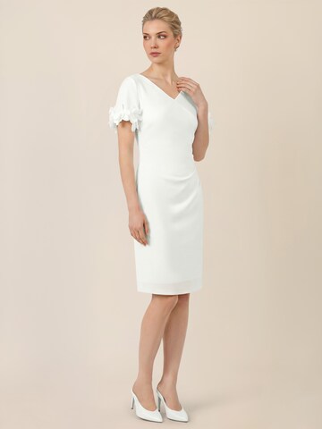 APART Kleid in Weiß