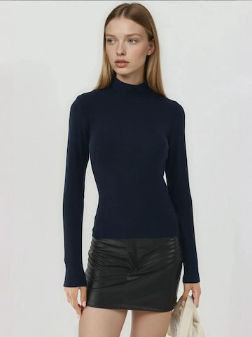 Hiccup - Camisa em azul: frente