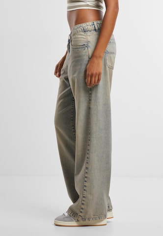 Urban Classics Baggy Jeans in Grijs
