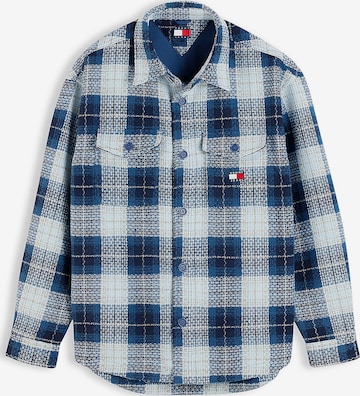 Tommy Jeans Regular fit Button Up Shirt in Blue: front
