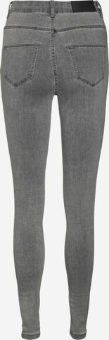 Noisy may Skinny Jeans 'Callie' in Grau