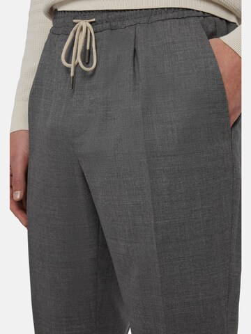 Boggi Milano Regular Pleated Pants in Grey