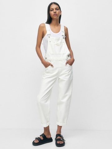 Pull&Bear Regular Dungaree jeans in Grey: front